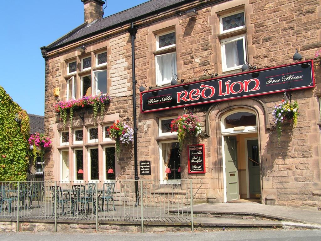The Red Lion, Matlock I Derbyshire I Stay in a Pub