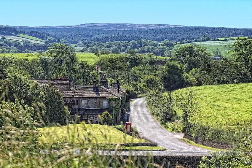 Country Retreats - The Tempest Arms, North Yorkshire, UK Countryside