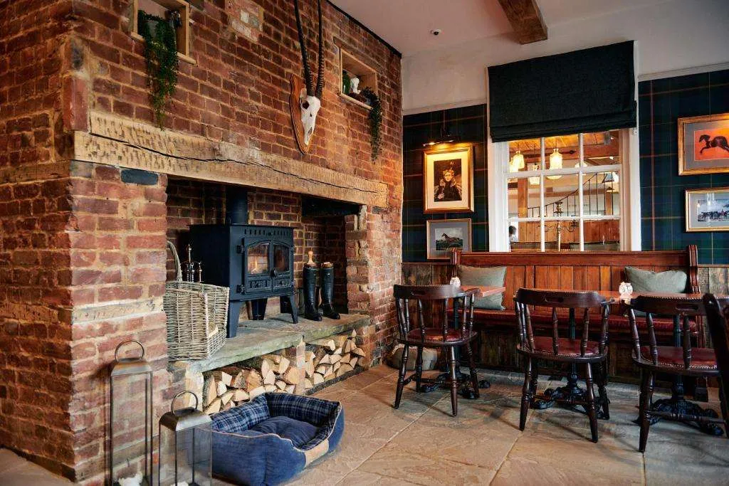 Hare and Hounds cosy pub fire