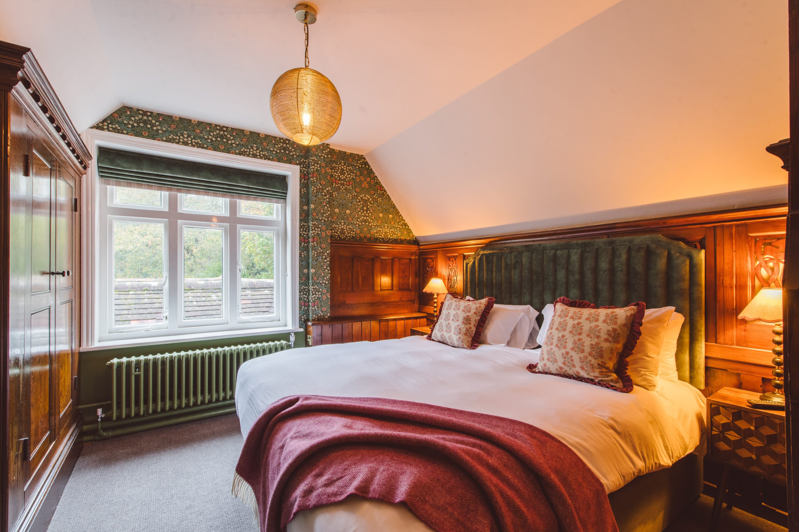 Bel & The Dragon, Churt