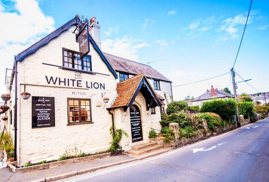 The White Lion Niton Isle Of Wight