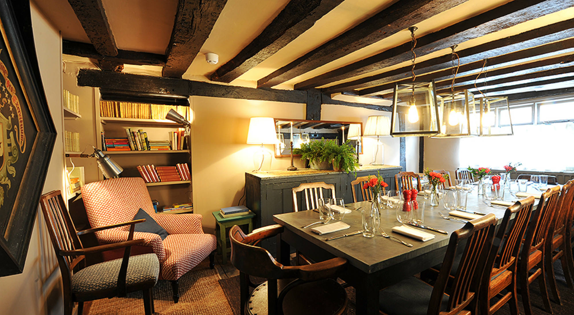 Bel & The Dragon Odiham I Hook I Stay in a Pub I Book Now