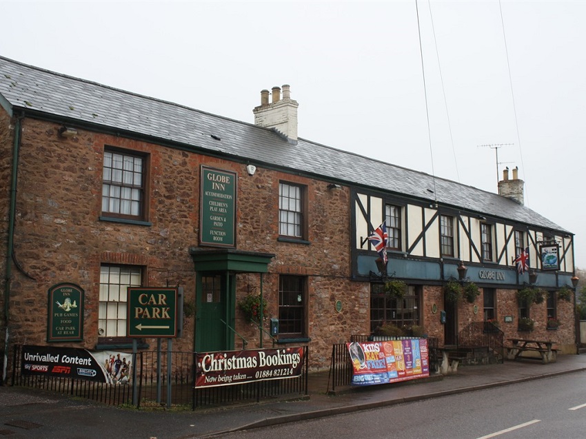 The Globe Inn Tiverton I Stay in a Pub