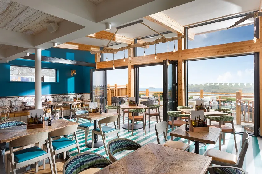 The Oystercatcher, Polzeath I Cornwall I Stay in a Pub