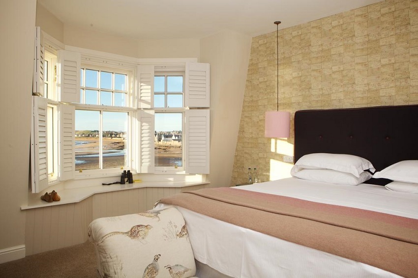 The Ship Inn Elie I Stay in a Pub